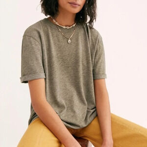 We the Free Women’s Cassidy T-Shirt Size XS in Army Green / OB933512